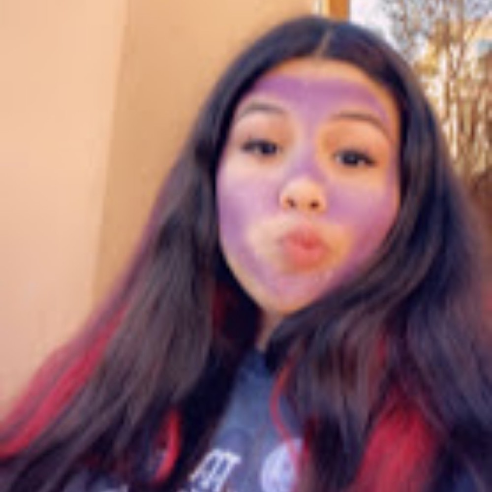 Meet your Posher, Alejandra